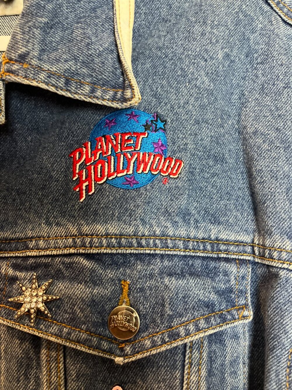 Vintage Planet Hollywood embroidered Jean Jacket Size M - Picture 4 of 8